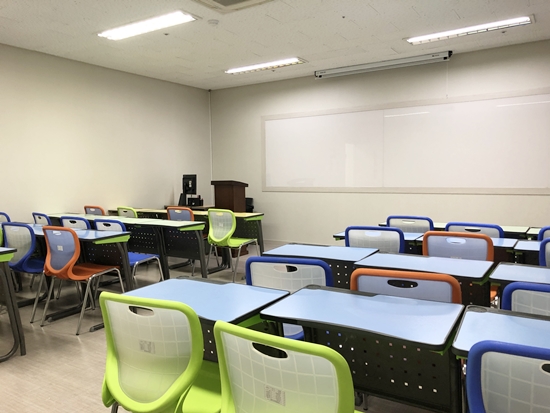 자작나무&nbsp;(일반강의실)